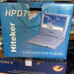 Portable DVD Player 