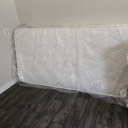Twin Mattress 
