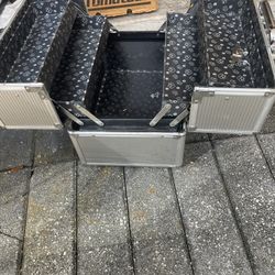 Gaboodles Makeup Case $20 Firm On Price