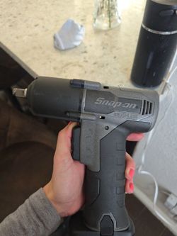 Snap-on Brushless Cordless Impact Wrench w/ Battery — No Charger