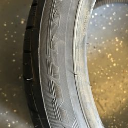 225-60-18 Bridgestone 