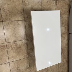 Brand New White Center Piece 