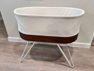 Happiest Baby SNOO Smart Bassinet
