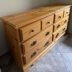 Solid Pinewood, 6-Drawer Dresser