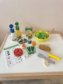 Melissa & Doug Salad Set Kit for Pretend Play