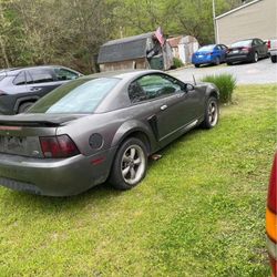 2003 Ford Mustang