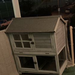 44.2-in Indoor & Outdoor Rabbit Hutch