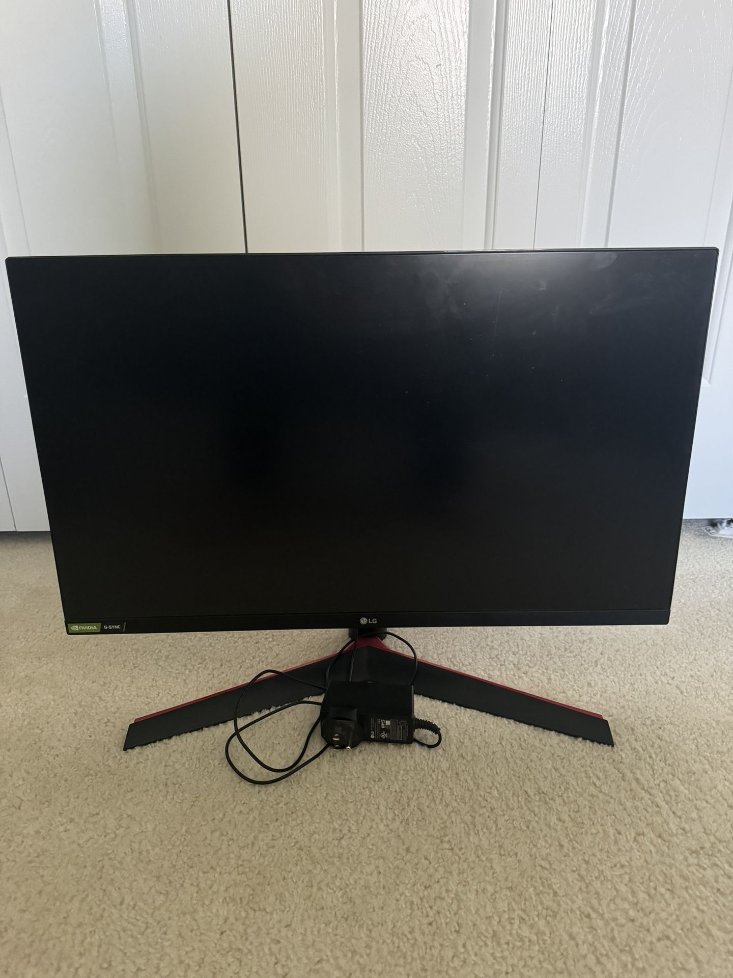 LG UltraGear 27” Monitor 