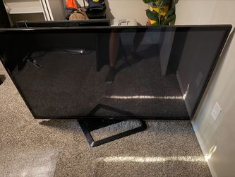 LG Flat Screen TV with Stand