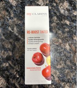 NEW MY CLARINS PARIS RE-BOOST TINTED MOISTURIZER CREAM $20!