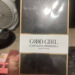 GOOD GIRL CAROLINA HERRERA