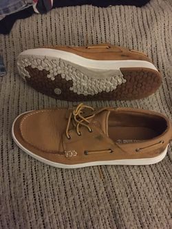 Lnew Timberland shoes only $50 firm size 9 1/2