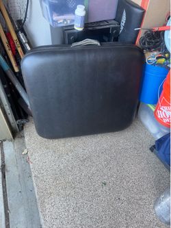 Massage table