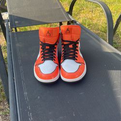 Jordan 1 Retro (Turf Orange) 