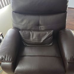 Power lift Recliner 