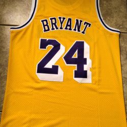 Los Angeles Lakers Jersey Kobe Bryant 