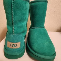 New UGG boots 