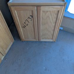 Used Kitchen  Cabinets. 