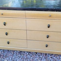 BEAUTIFUL MID CENTURY 8 DRAWERS LONG DRESSER 