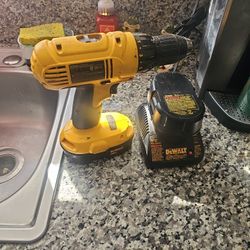 18v Dewalt Drill And Charger 