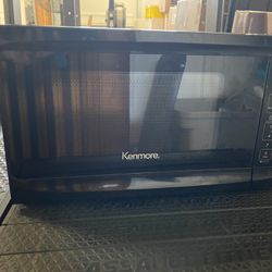 Small Dorm Microwave 