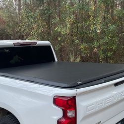 Tonneau cover
