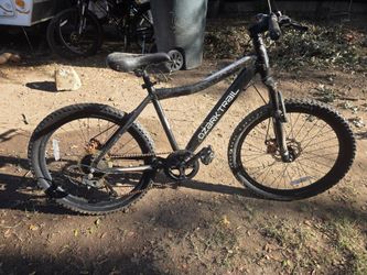Ozark Trail 24" Glide Mountain Bike, 8 Speed, Black
