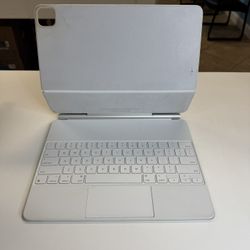 iPad Pro 12.9inch Magic Keyboard white color