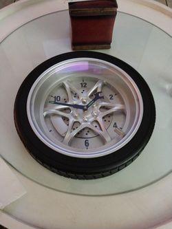SALE - TIRE Wall Clock - Man Cave FAV