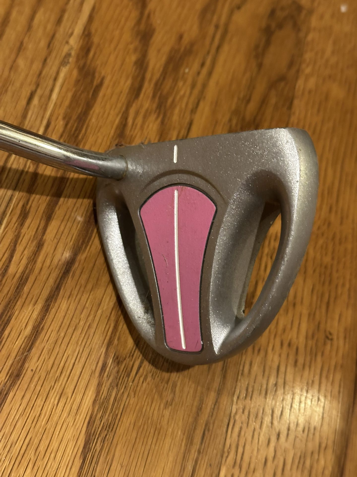 CG- Women’s High Center Of Gravity Golf Club Putter