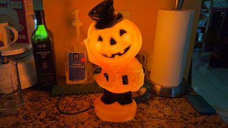 Vintage Empire 1969 Halloween pumpkin scarecrow 14 inches nice labeled plastic blow mold Halloween