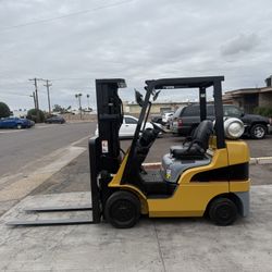 2004 Caterpillar C5000 Forklift