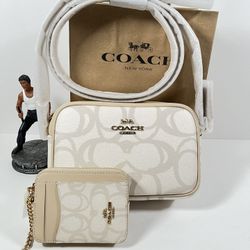 NWT！2PCS COACH Mini Jamie Camera Bag In Sketch Signature And Card Wallet