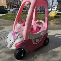 Hello Kitty Car