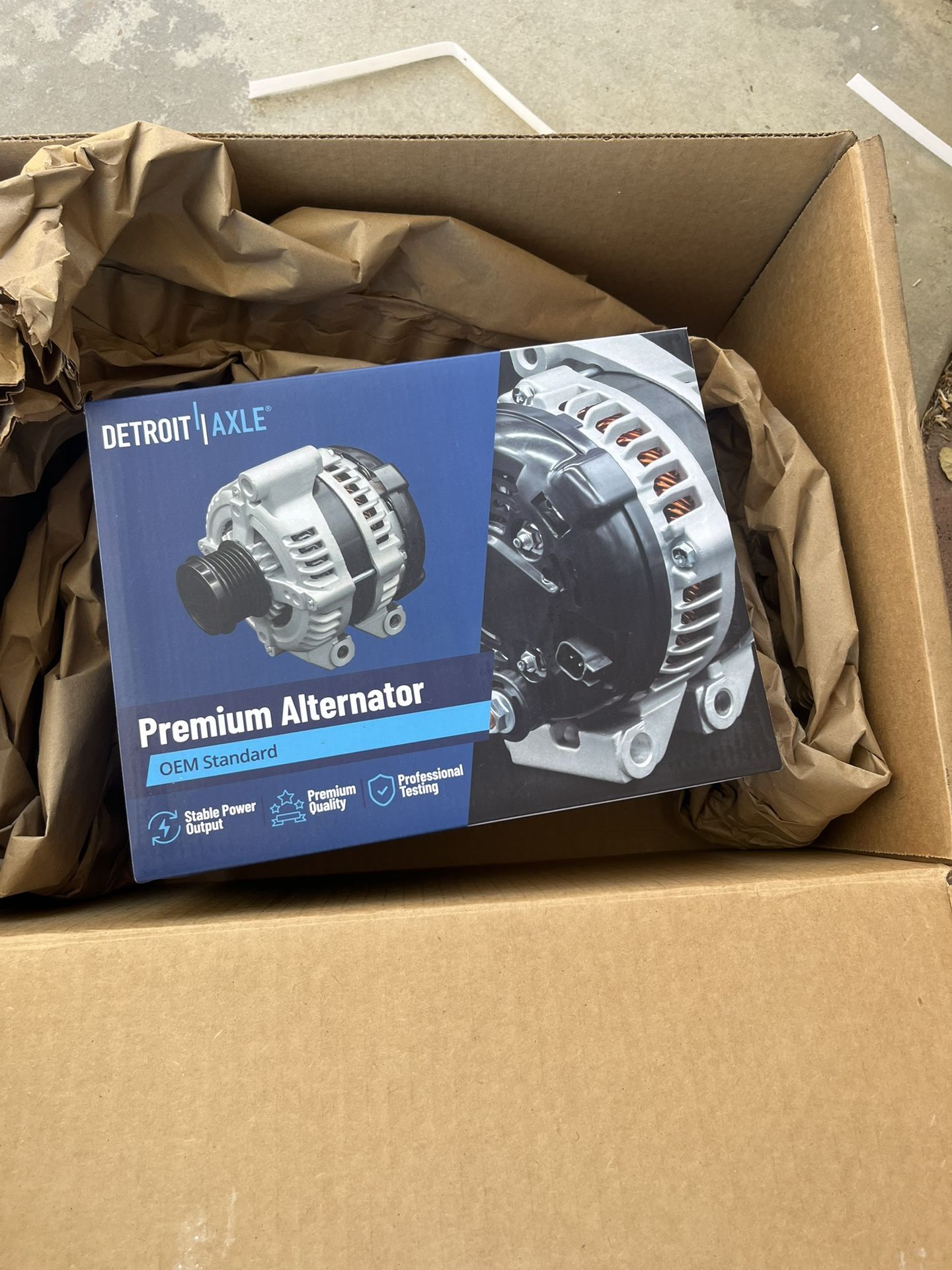 Detroit Axle Alternator