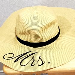 Floppy Hat 17in diameter 