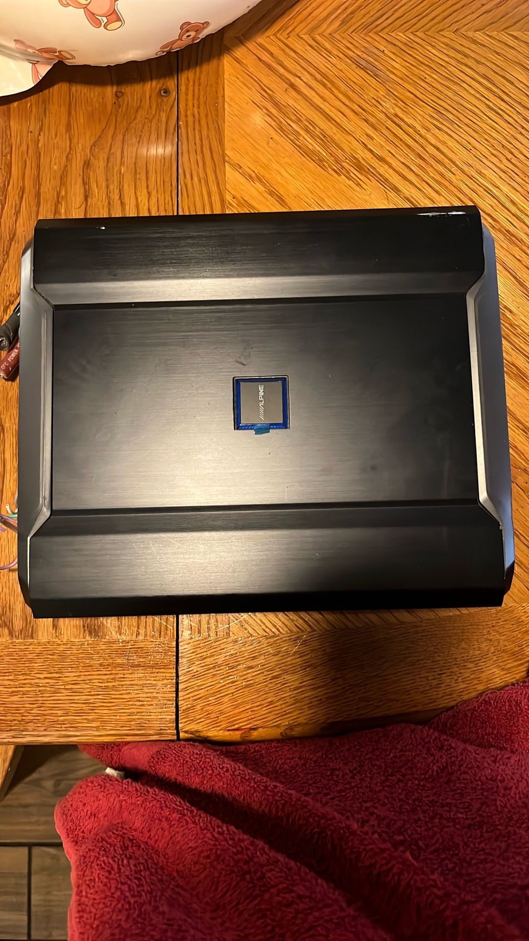 Alpine 6 Channel Amp