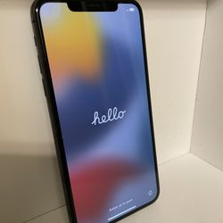 Slightly Used iPhone MaxPRO 11 w/256gb Storage 