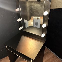 Basic Mirror Vanity With One Drawer(used)