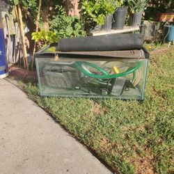 40 Gallon Glass Breeder Standard Tank By Aqueon With Lids