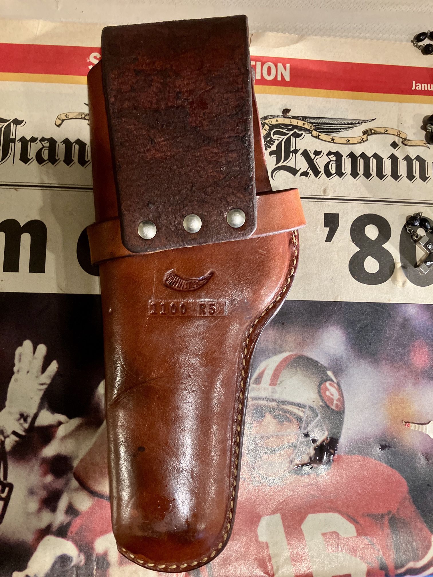 Vintage Hunter 1100 R5 Right-Handed Holster