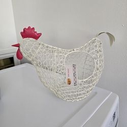 Brand New Farmhouse Chicken Shaped Wire Basket 14.5"x 7.5"x 10.63