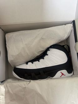 Air Jordan 9 Retro