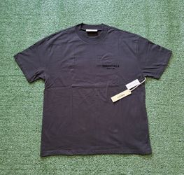 essentials tee
