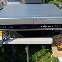 RCA DRC 8312 DVD VCR Recorder no remote