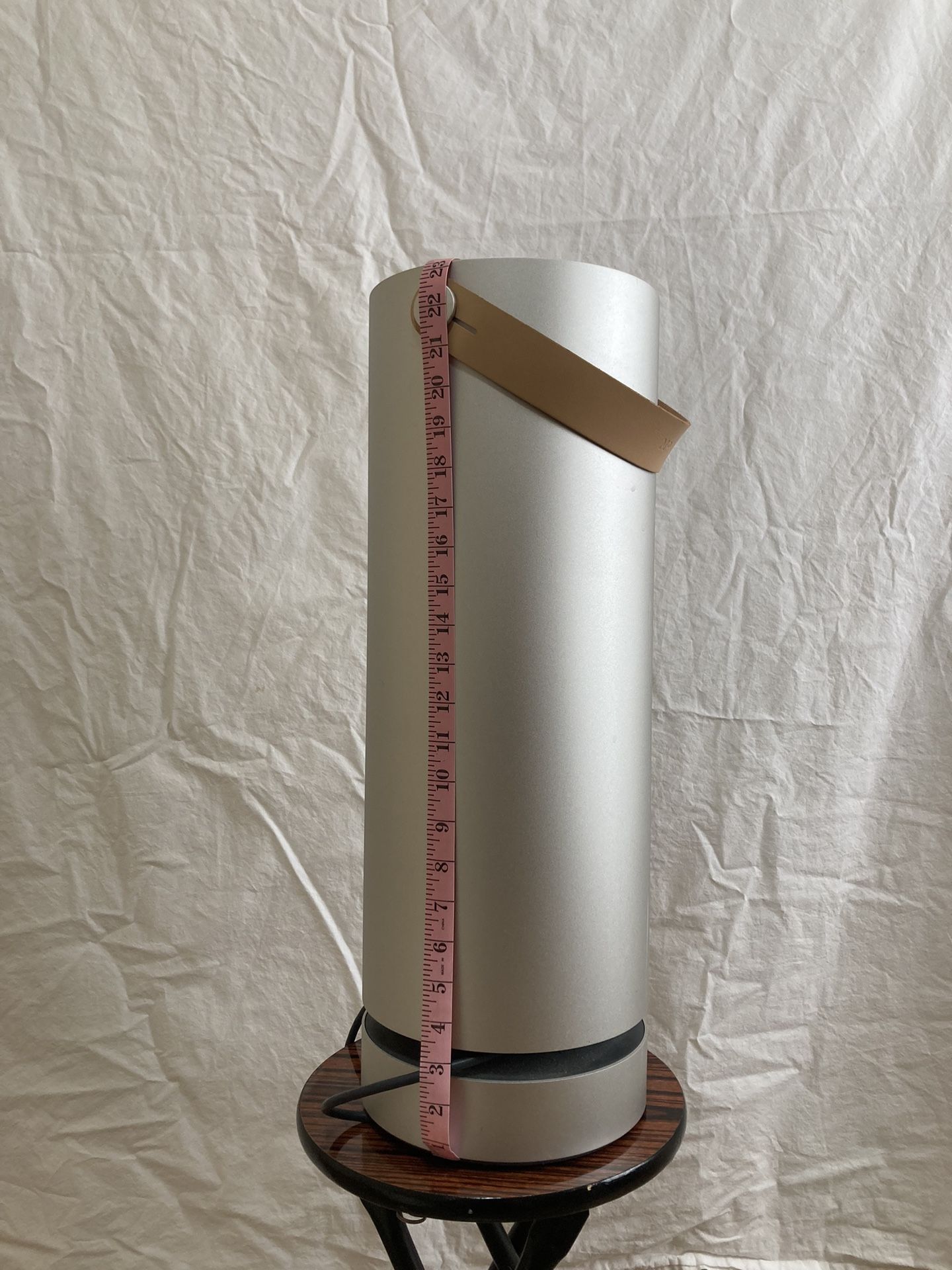 Molekule MH1-AAA Air Purifier - Silver