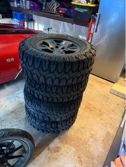 17" Chevy Wheels & LT285/70R17 Milestar Patagonia A/T Tires - 10 Ply