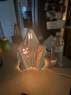 Antique 1988 ghost light $40