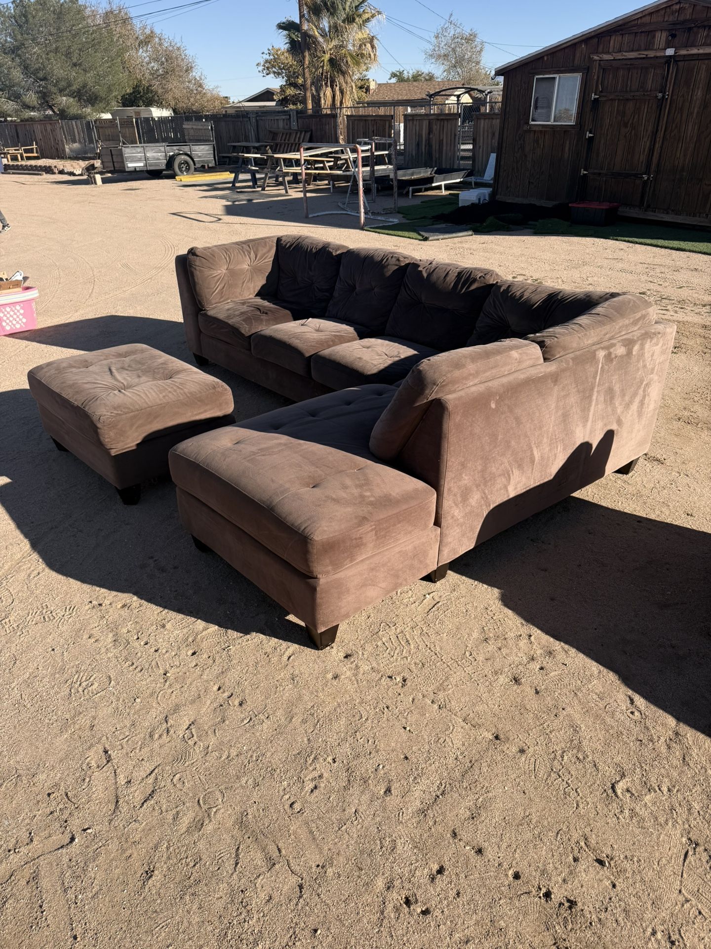 Brown Sectional Couch With Ottoman (See Photos)