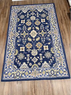 Accent rugs